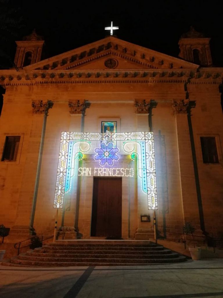 San Francesco d’Assisi è giornata di festa con la messa vespertina presieduta dal vescovo La Placa